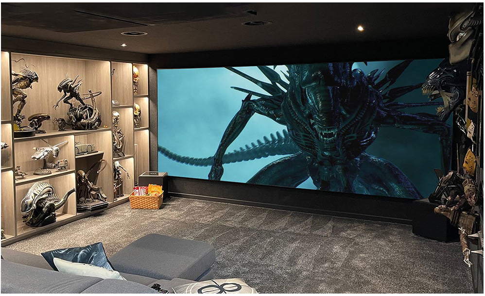 Projector Screens