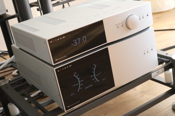 Anthem STR Power Amplifier - Image 3