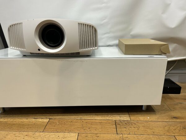 (Pre- Owned) Sony Projector VPL-VW520ES - Image 3